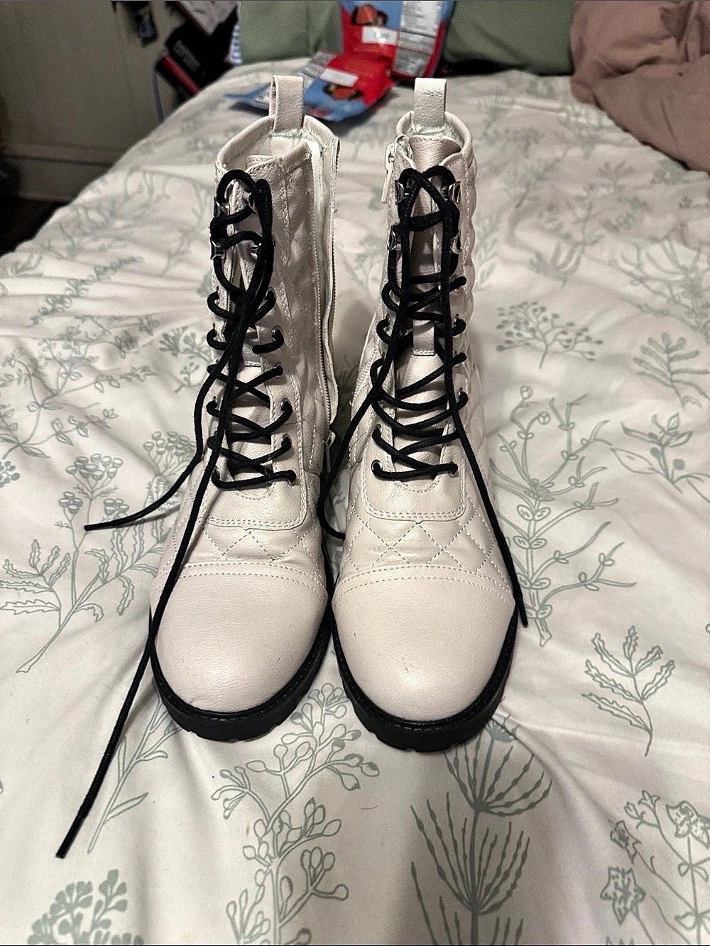 Wonderfly Quilted Combat Boot Boots White